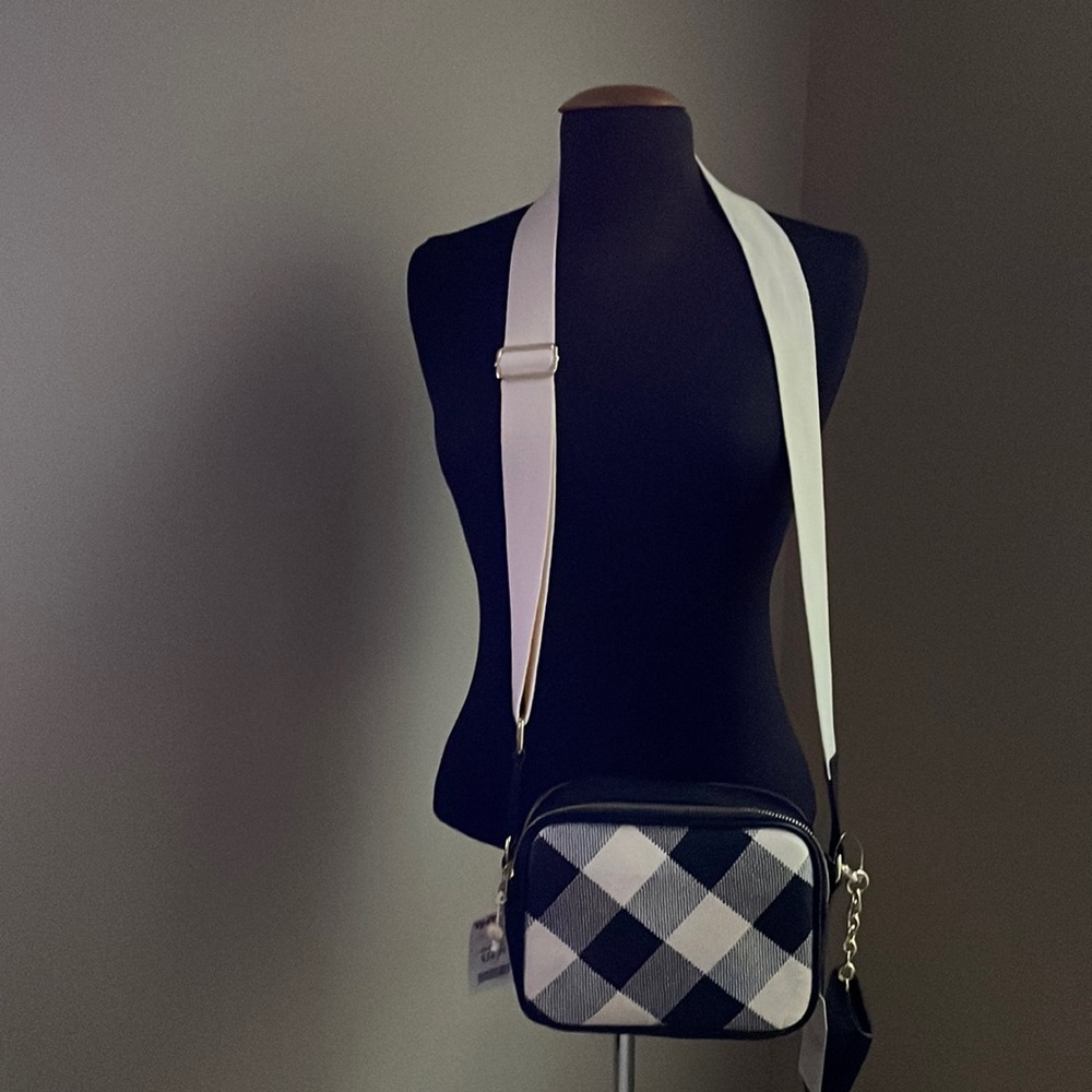 Martha Stewart crossbody